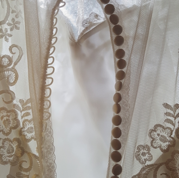 Vintage Wedding Dress, Long - Picture 12 of 12